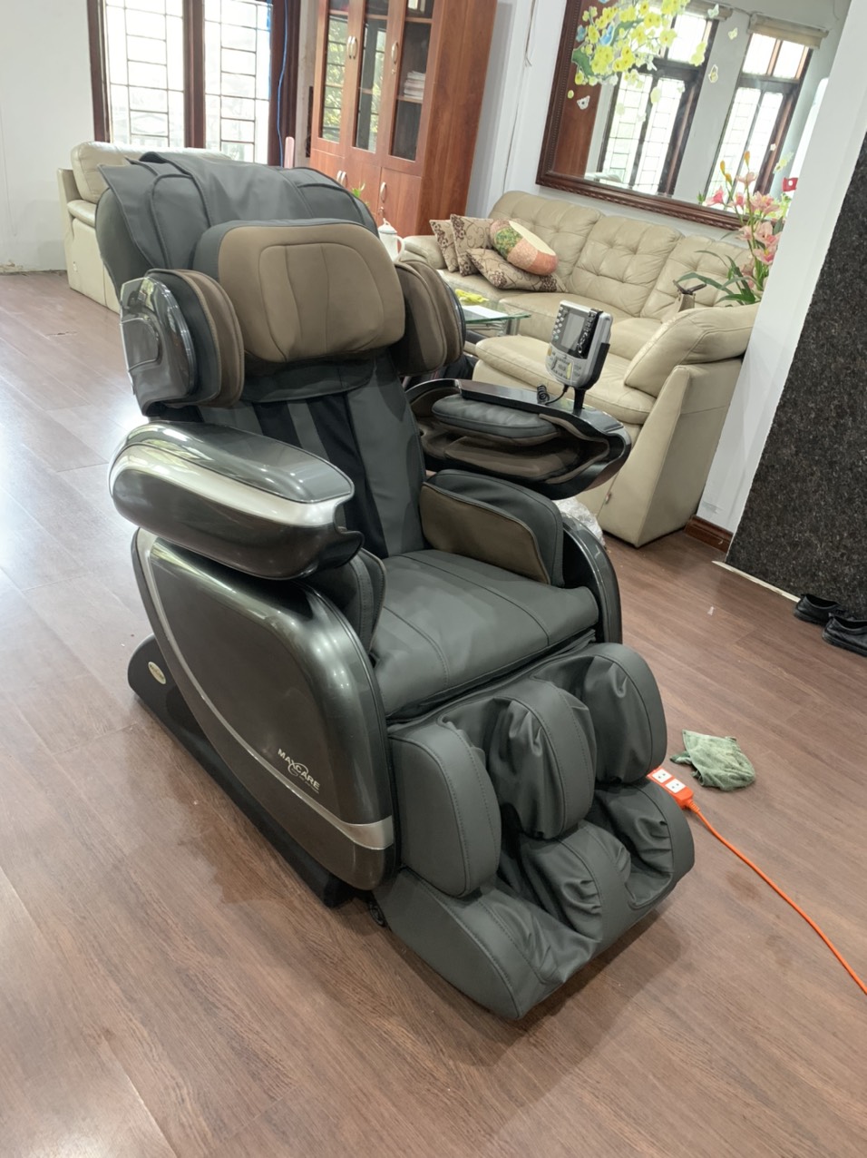 Nâng Cấp Ghế Massage với Thay Túi Khí Giá Rẻ: Giải Pháp Tiết Kiệm tại Suaghematxa24h