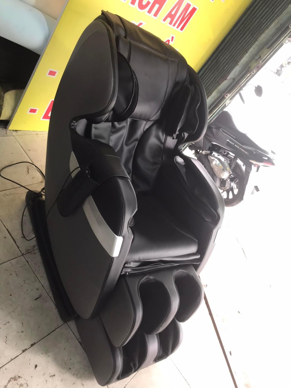  Thay Da Ghế Massage Tại Nhà - Mang Lại Nét Đẹp Mới Cho Chiếc Ghế Yêu Của Bạn!