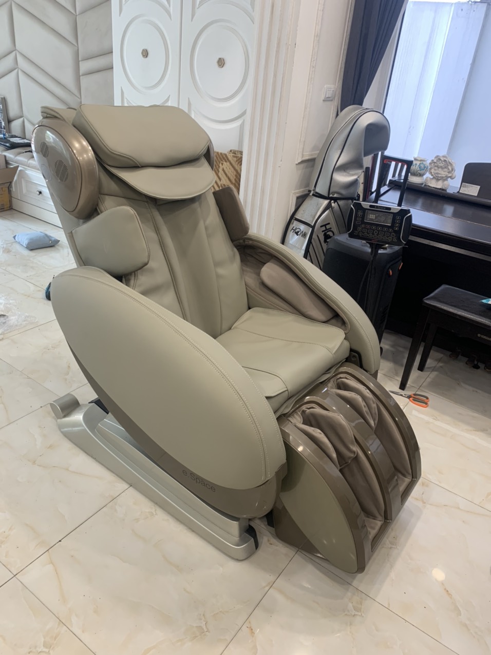 Tăng Giá Trị Cho Ghế Massage Của Bạn Với Dịch Vụ Thay Da Uy Tín