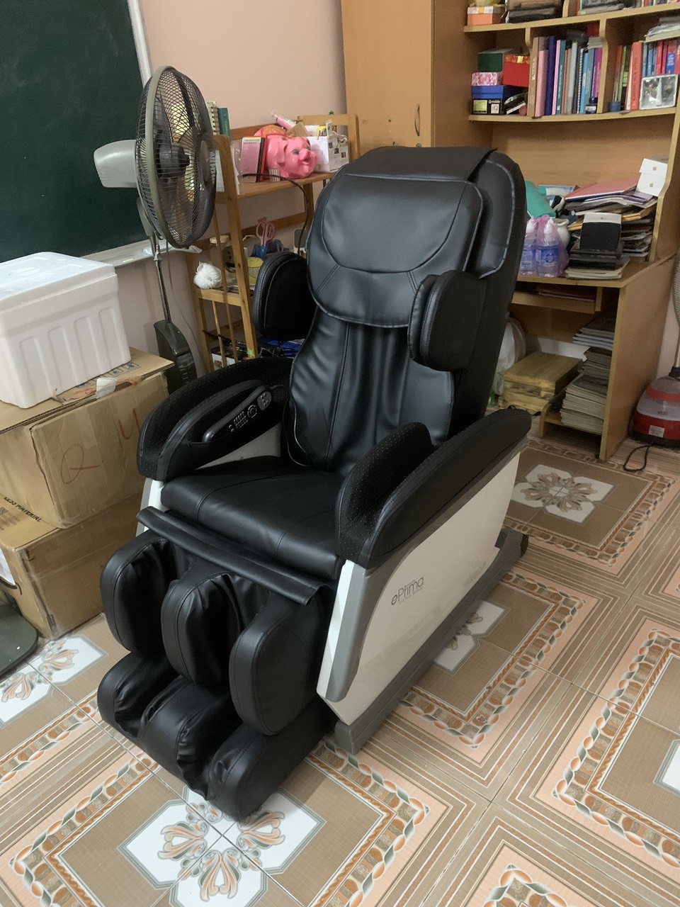 Con Lăn Ghế Massage Bị Kẹt Hoặc Chạy Lệch Tâm Và Cách Xử Lý Triệt Để