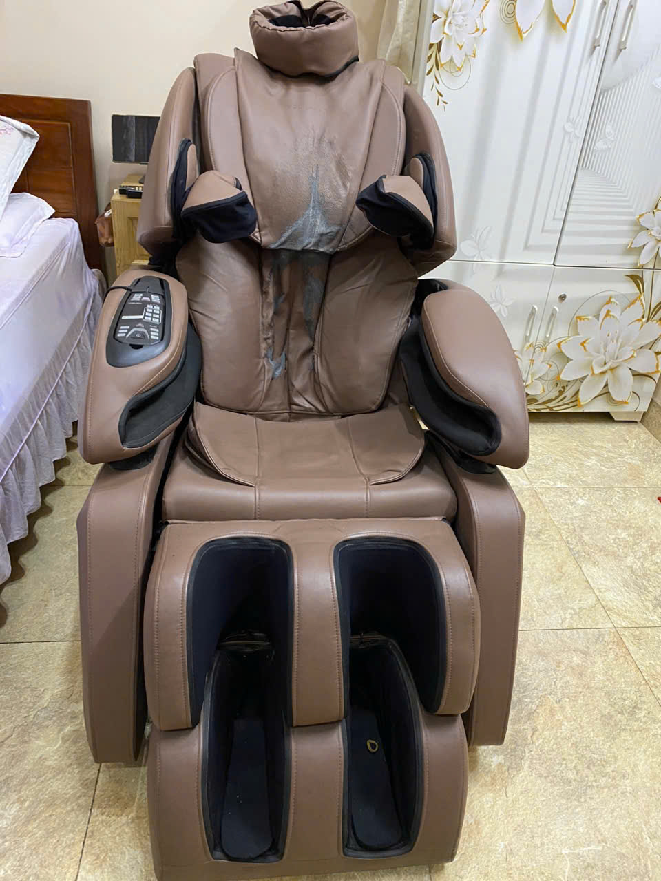 Da Của Ghế Massage Không Dùng Vẫn Hỏng – Sự Thật Khiến Nhiều Người Bất Ngờ